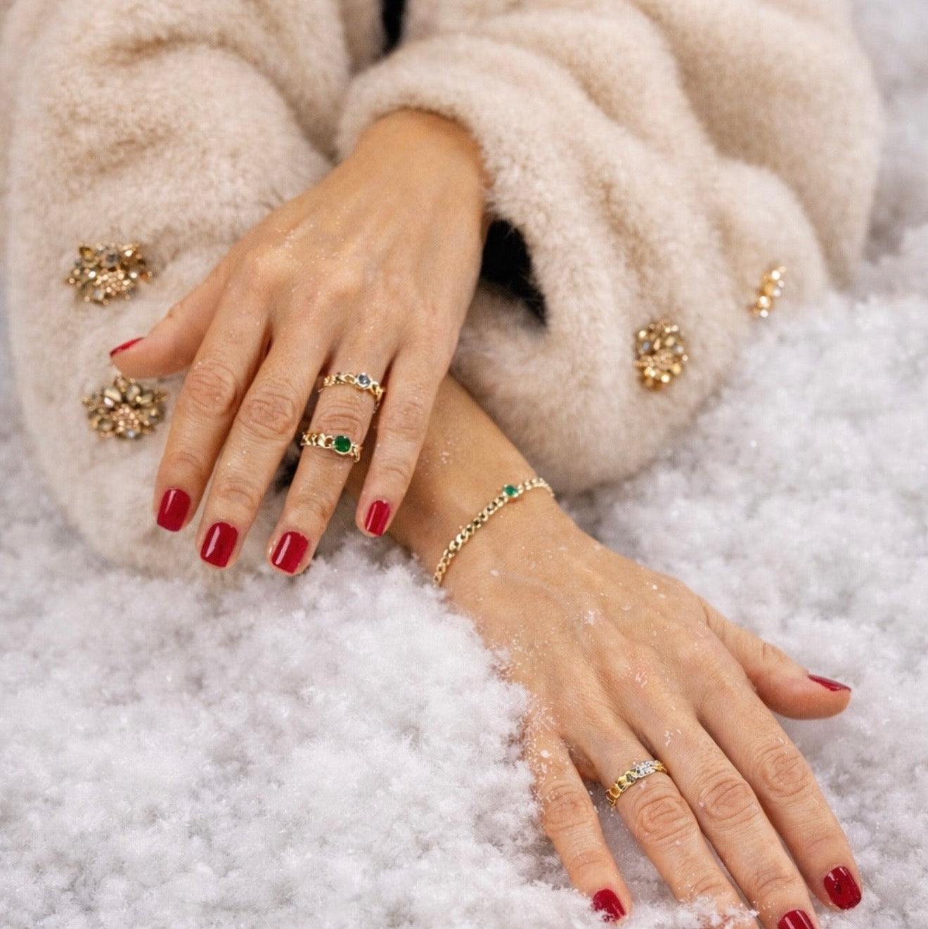 THE CHAIN RING W EMERALD