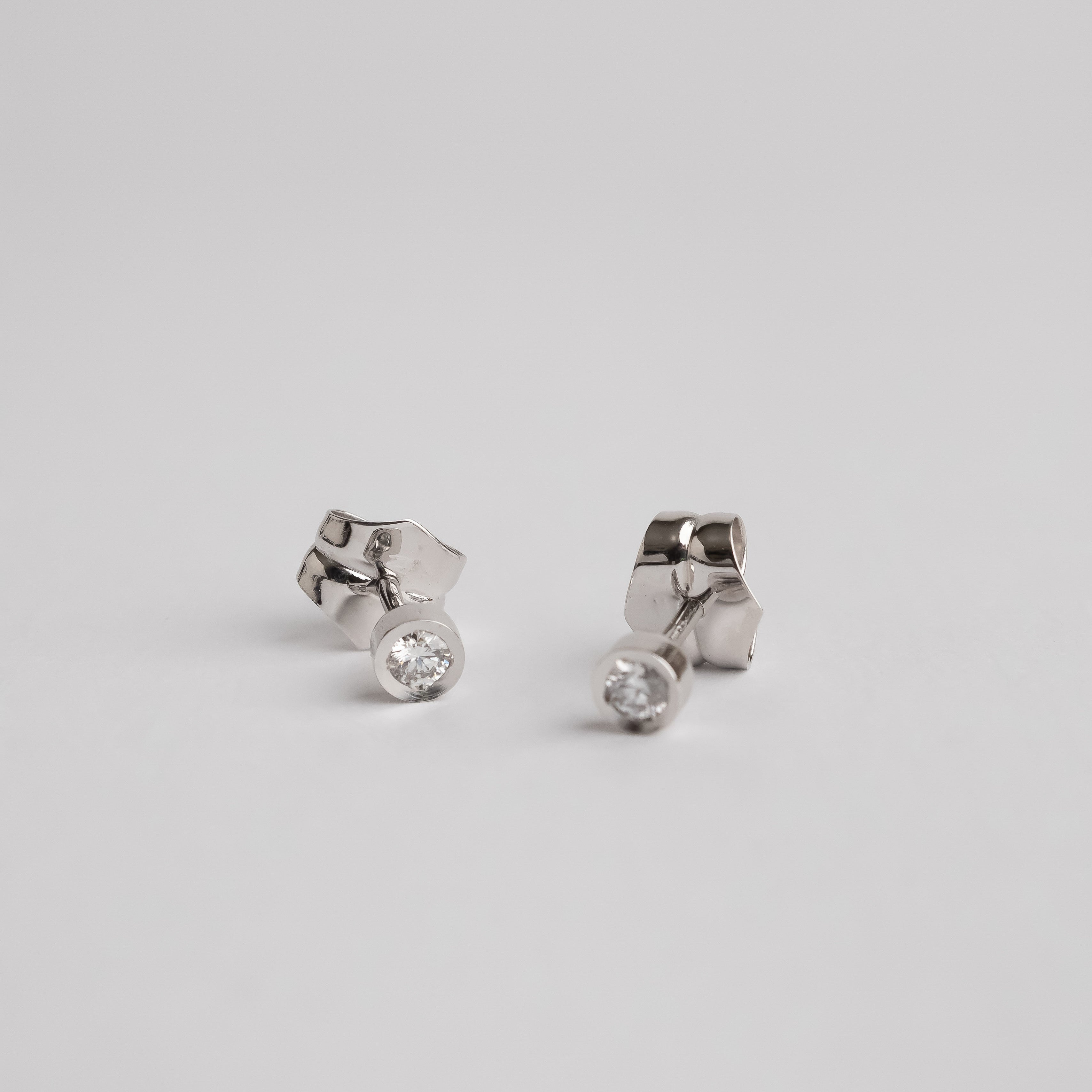 DIAMOND STUD EARRINGS